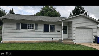 Main picture of 1519 Pawnee Dr NW
