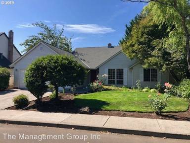 Main picture of 1800 SE 163rd Pl