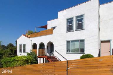 Main picture of 700 N Alvarado St