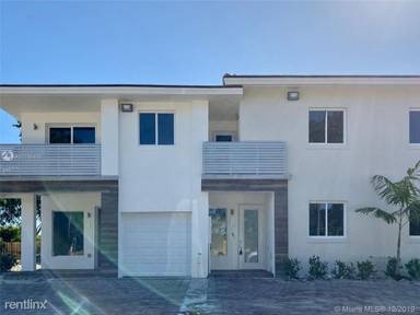 Main picture of 14049 SW 126th Path