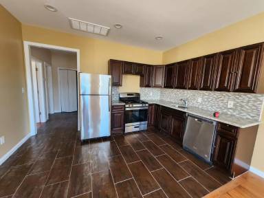 Main picture of 520 Prospect St