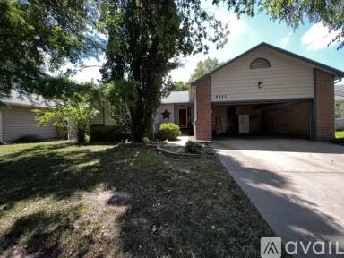 Main picture of 8642 W 16th Ct N