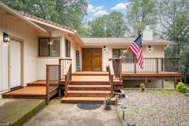 Main picture of 6561 Trinity Way