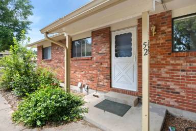Main picture of 1024 Oxford Ln