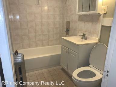 Main picture of 121 Orange St