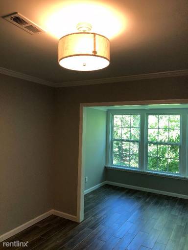 Main picture of Riverbend Condominiums