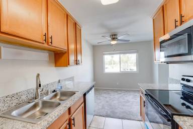 Main picture of 505 E Madison Ave