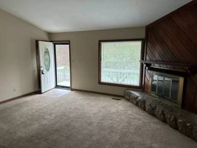 Main picture of 1013 Chippendale Rd
