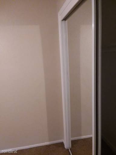 Main picture of 811 W 2nd Ave