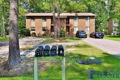 Main picture of 1682 Horseshoe Dr