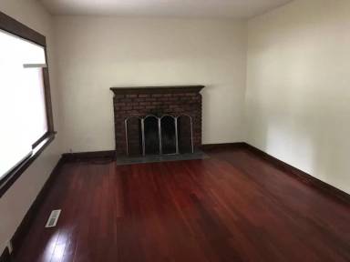 Main picture of 17 E 14th Ave