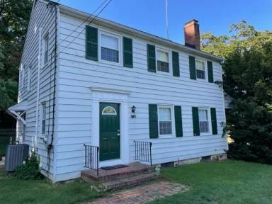 Main picture of 267 W Main St