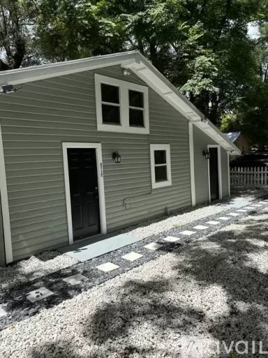 Main picture of 211 E Voorhis Ave