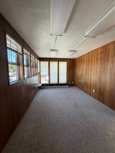 Main picture of 127 N 8th St