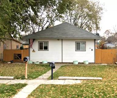 Main picture of 124 13th Ave N