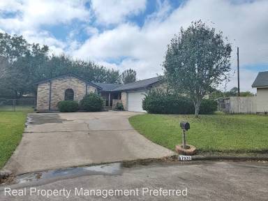 Main picture of 7939 Battleoak Dr