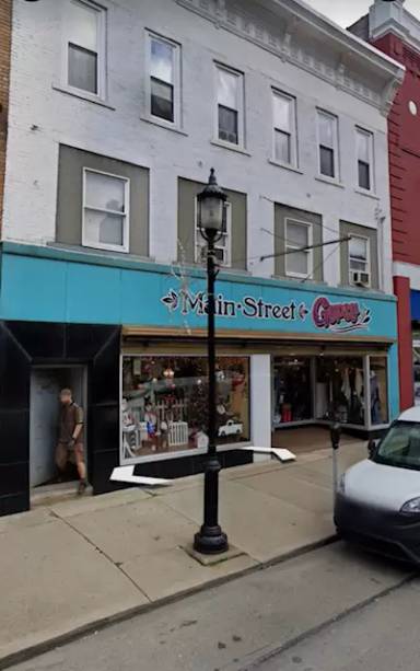 Main picture of 219 W Main St