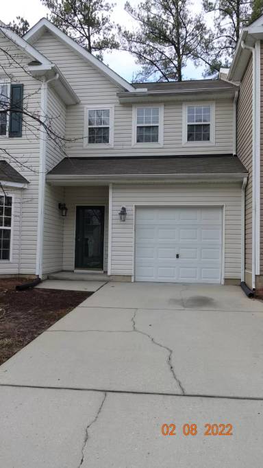 Main picture of 417 Hidden Springs Dr