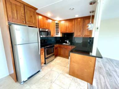 Main picture of 875 Burnett Ave