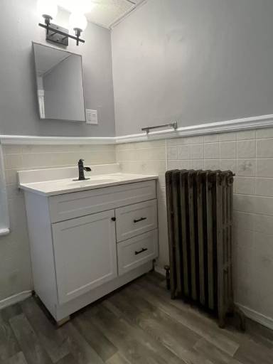 Main picture of 3883 N 6th St