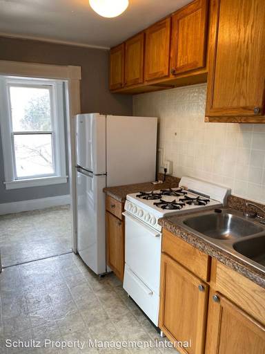 Main picture of 511 S 2nd Ave