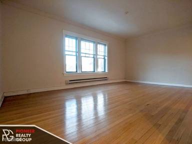 Main picture of 1000 Crain St & 1136 Maple Ave