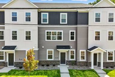 Main picture of 1541 Traverse Ln