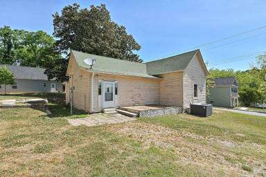 Main picture of 408 S 12th St