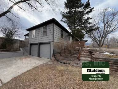 Main picture of 1105 E Caramillo St