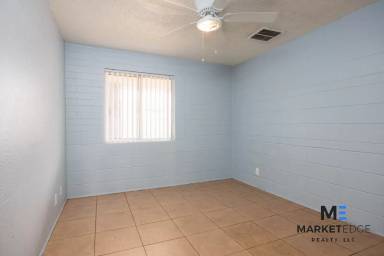 Main picture of 2238 E Polk St Apartments