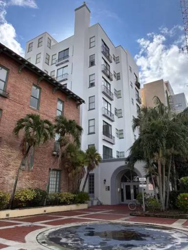 Main picture of 2310 First St Apartments