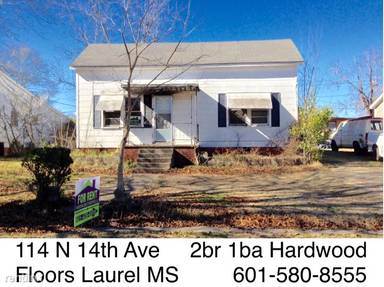 Main picture of 114 N 14th Ave