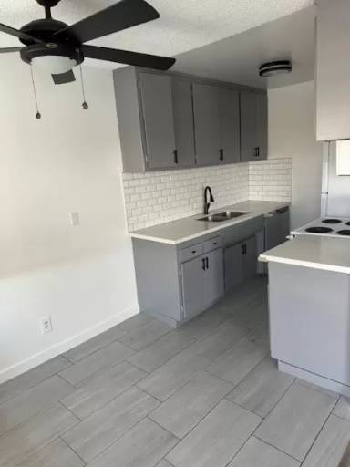 Main picture of 25625 Narbonne Ave