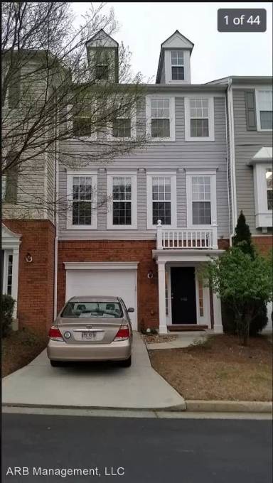 Main picture of 3423 Lathenview Ct