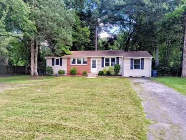 Main picture of 504 Clyde Dr