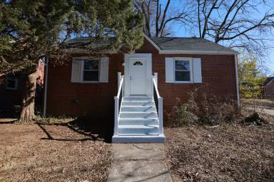 Main picture of 1426 Willis St