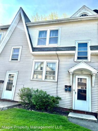 Main picture of 220 Chadduck Ave