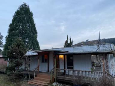 Main picture of 4115 Squalicum Lake Rd