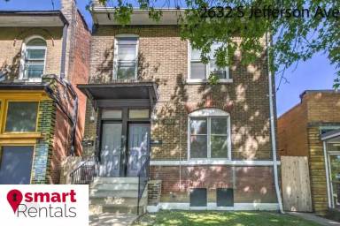 Main picture of 2632 S Jefferson Ave