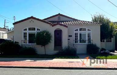 Main picture of 1926 Ferry St