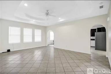 Main picture of 2212 S 48th St