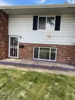 Main picture of 2047 S Averill Ave