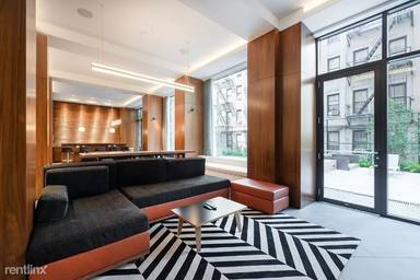 Main picture of 114 East 40th St