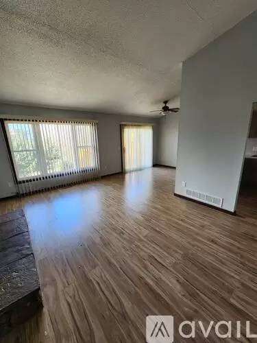 Main picture of 1141 Cheery Ln NE
