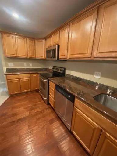 Main picture of 101 Kinross Dr