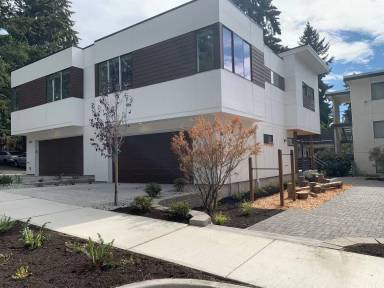 Main picture of 809 SW 156th St