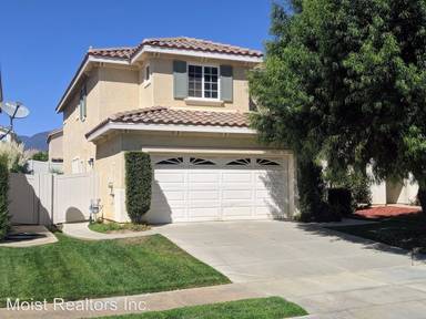 Main picture of 1684 Apollo Way