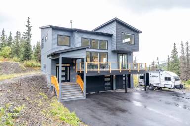 Main picture of 2698 River Cir