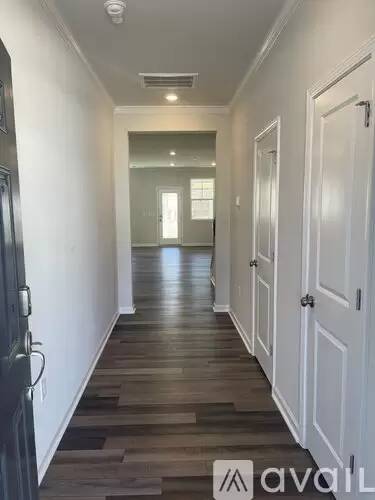 Main picture of 520 Hazy Hills Ln