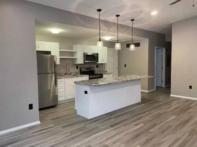Main picture of 2516 Genesee St